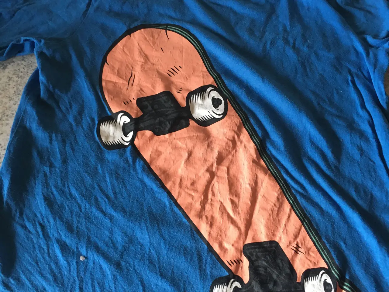Billede 1 - Smart VRS t-shirt med skater motiv str. 134 dreng
