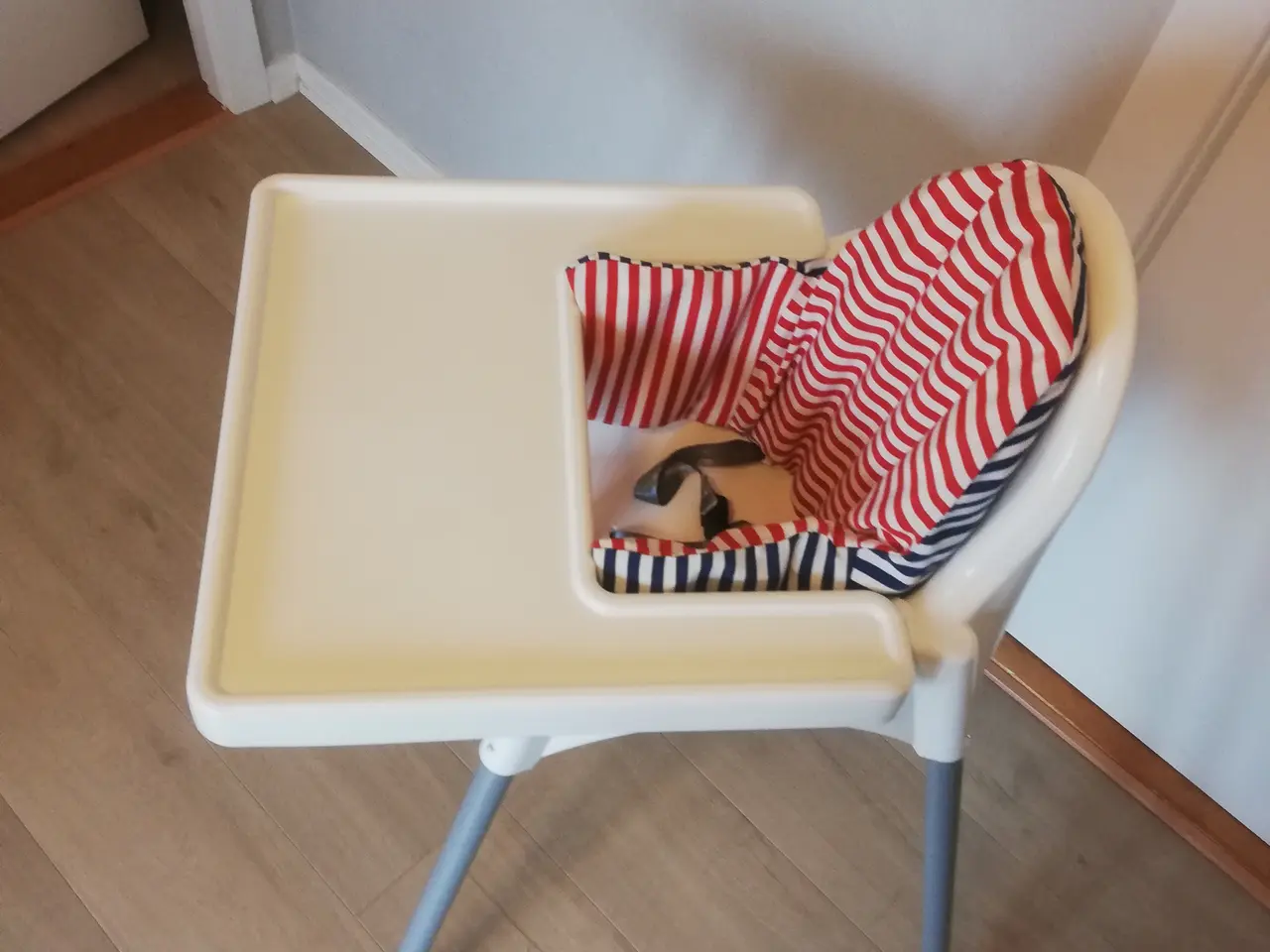 Billede 3 - Højstol Antilop Ikea med bakke, sele og ryghynde