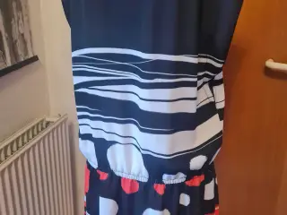 Kjole str 42 fra Desigual