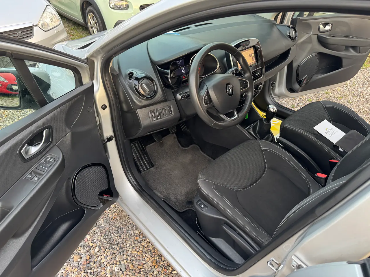Billede 10 - Renault Clio Nysyn Kun kørt 162000 Pæn Velholdt