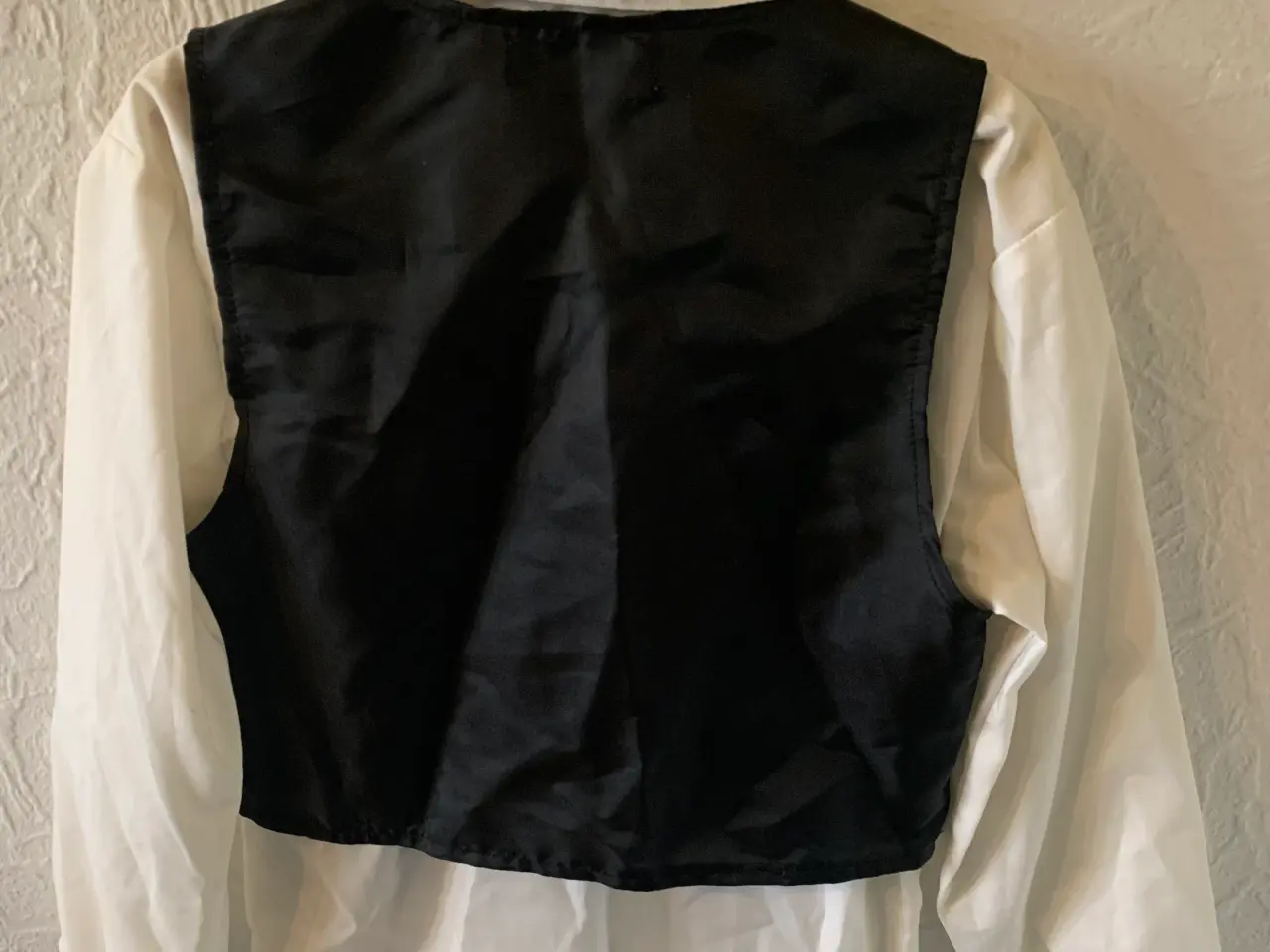 Billede 2 - Drengetøj, skjorte og vest