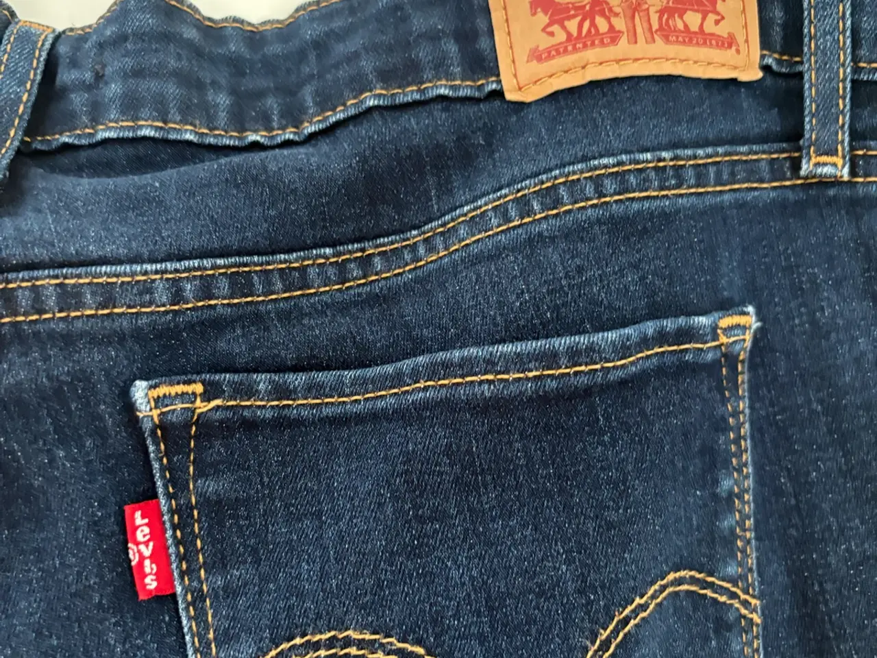 Billede 3 - Levis 711 str 31