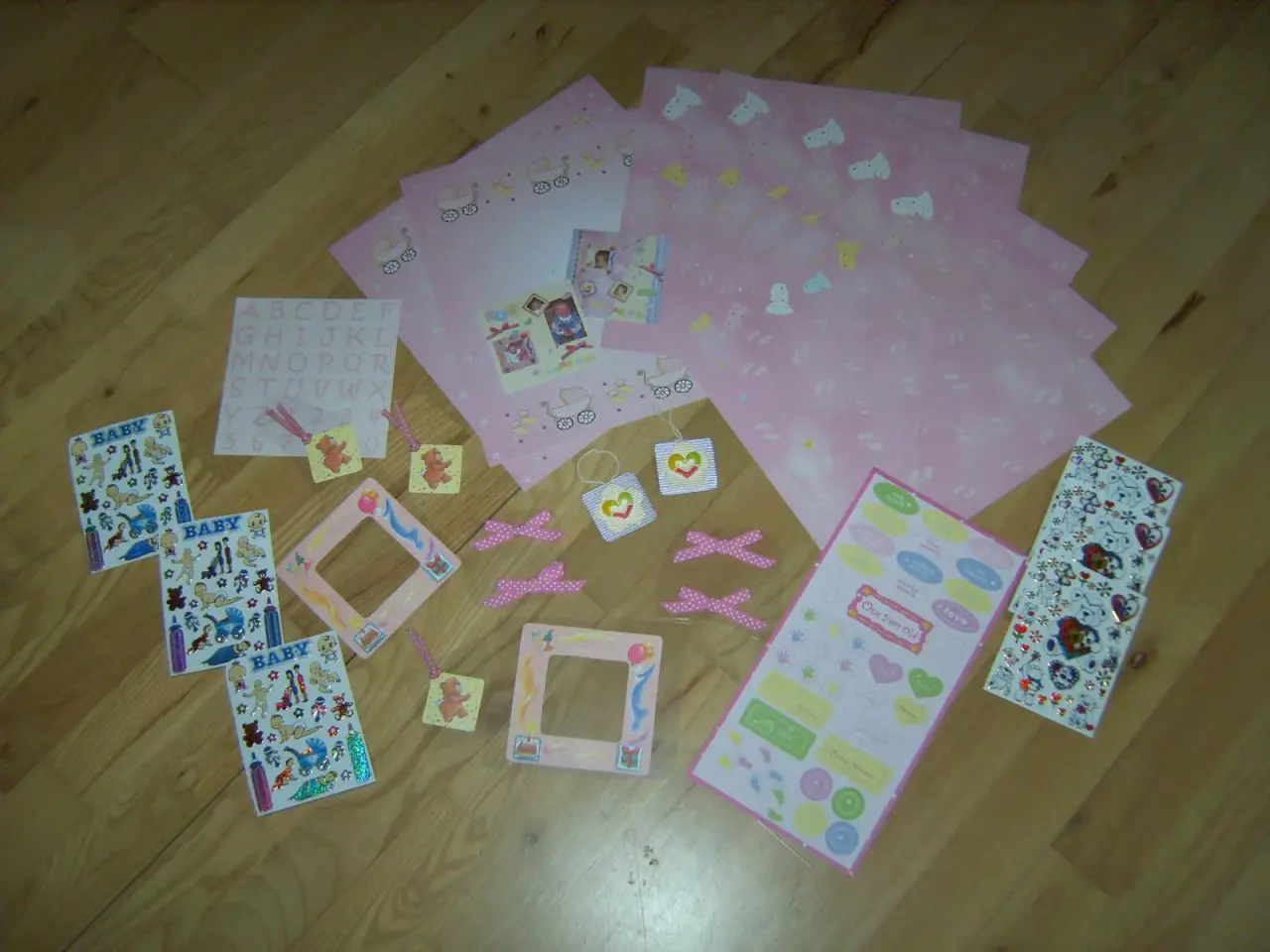 Billede 1 - SCRAPBOOKING: baby-pige album