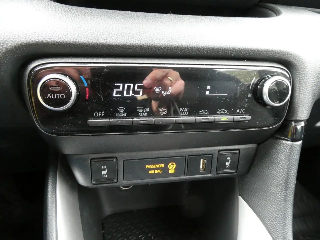Billede 14 - Toyota Yaris 1,5 Hybrid Active e-CVT Van
