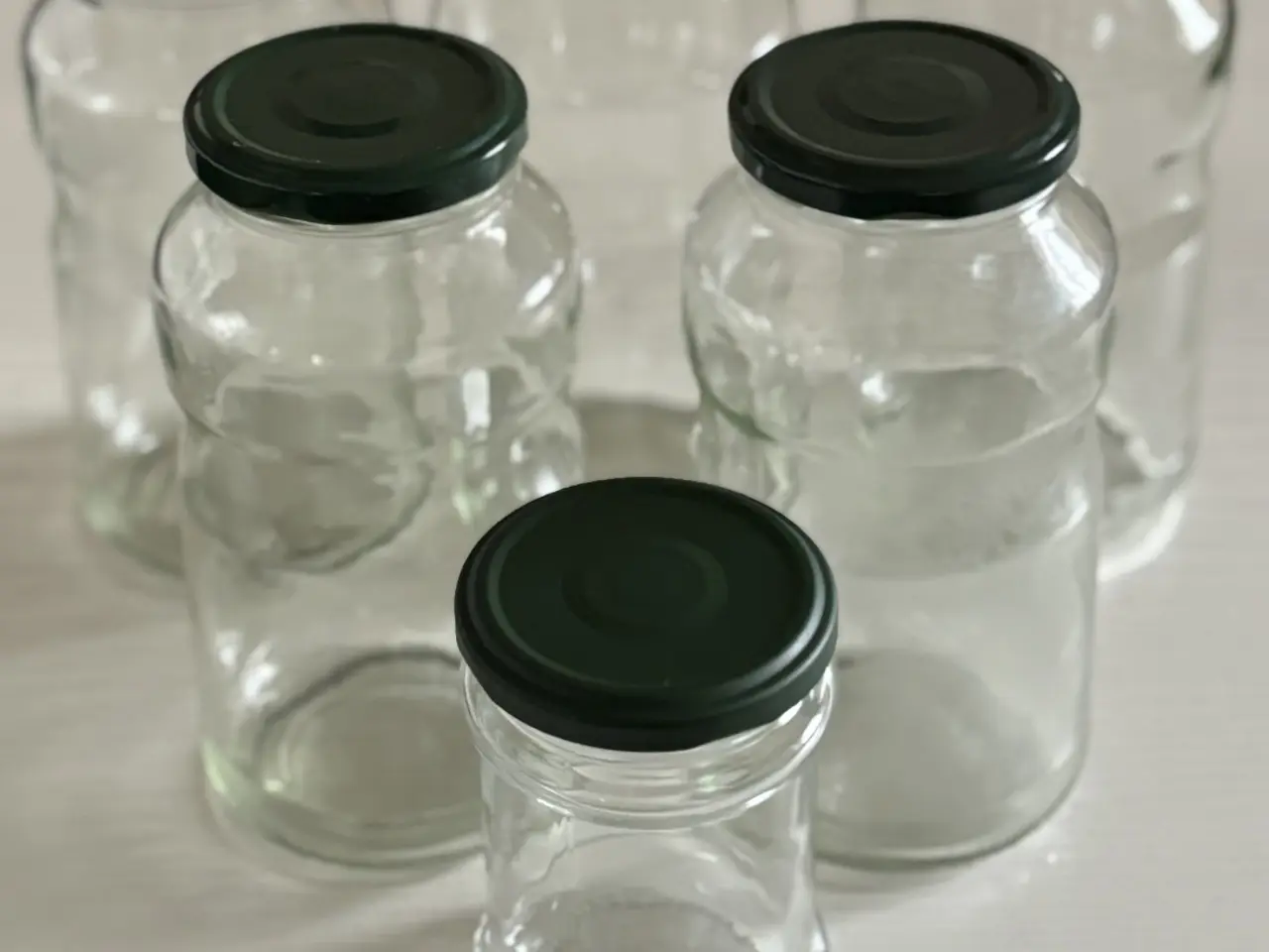 Billede 1 - Glas med grønne skruelåg