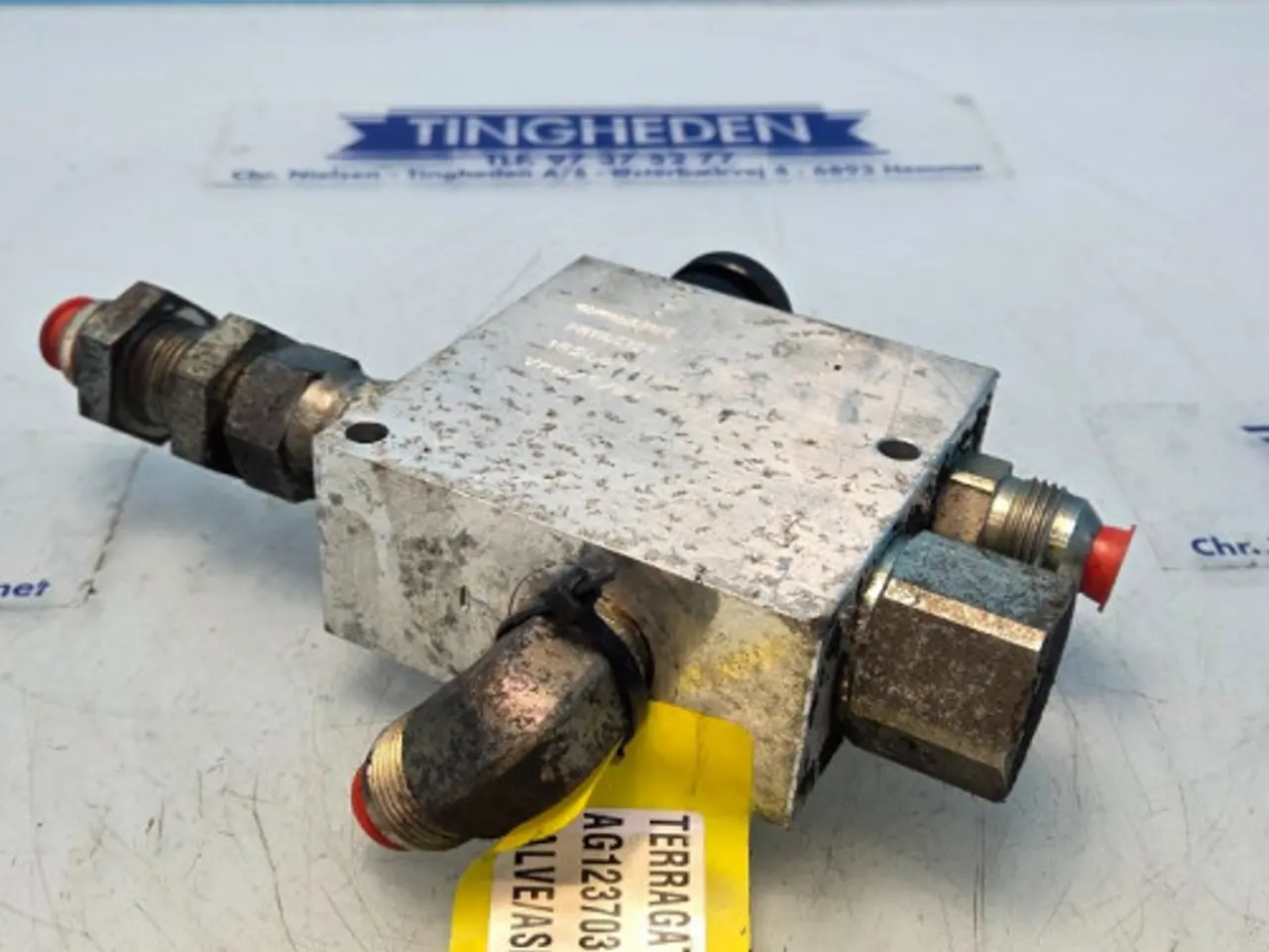 Billede 4 - Terragator 3104 Hydraulikventil AG123703