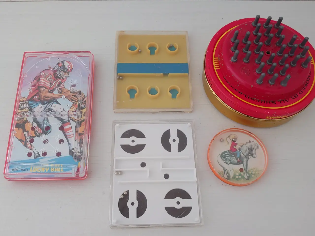 Billede 1 - 5 stk mini vintage kugle/solitaire spil.