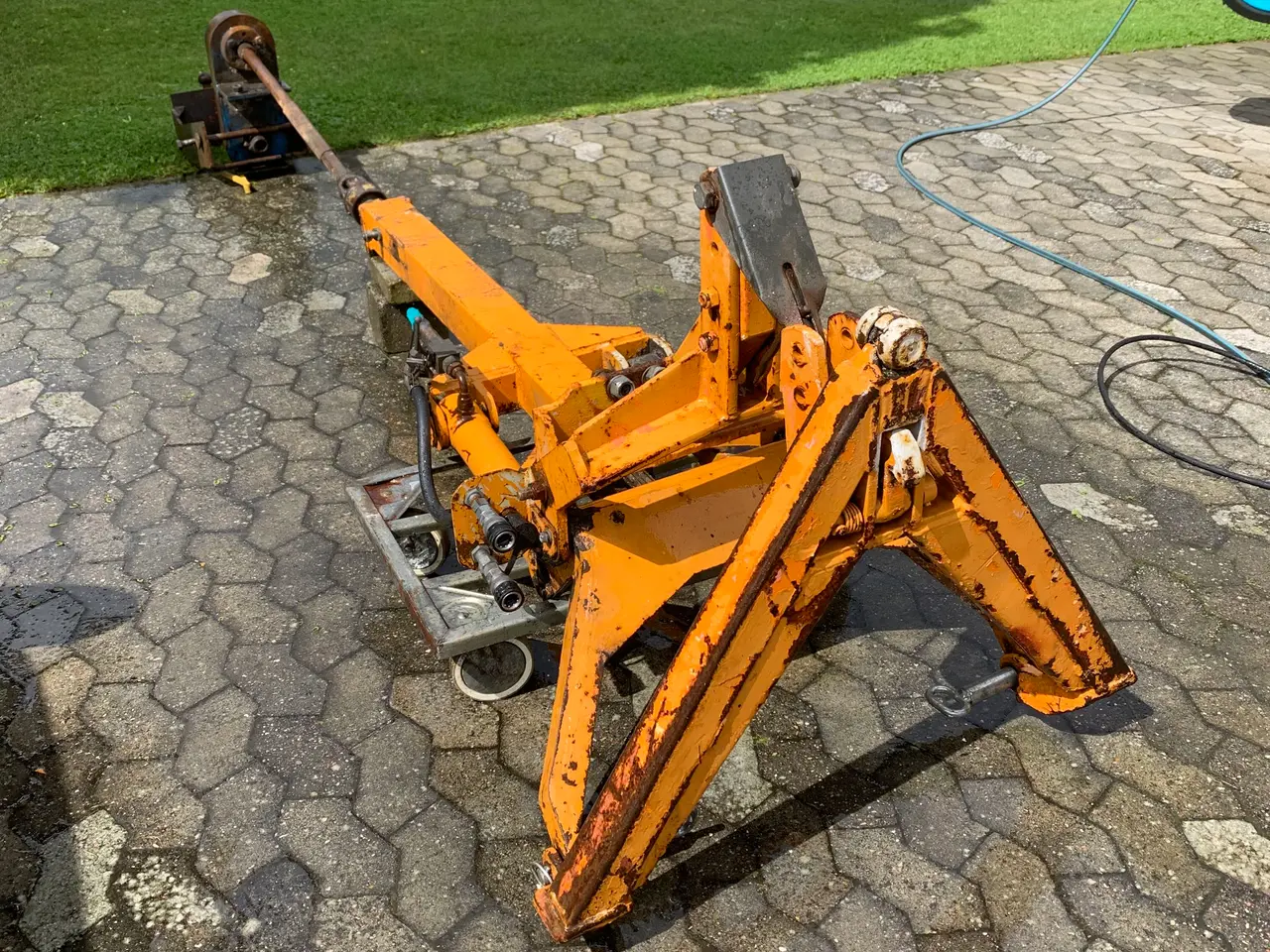 Billede 2 - Frontlift med A-ramme og PTO