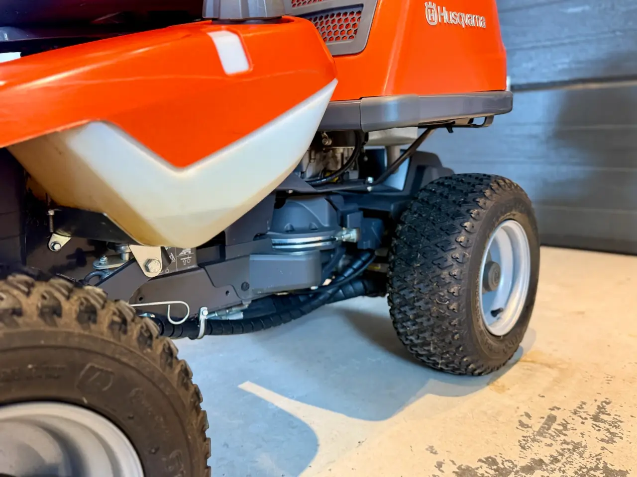 Billede 12 - Husqvarna R216T AWD