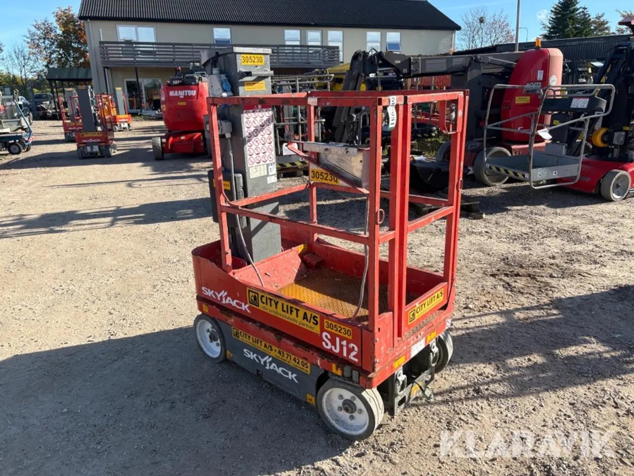 Billede 2 - Søjlelift SkyJack SJ12