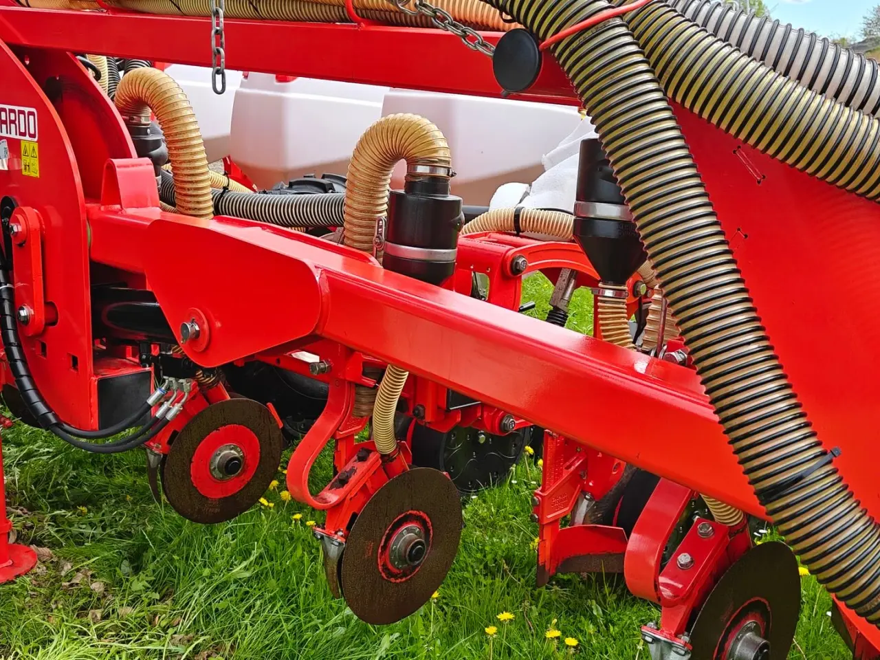 Billede 5 - Maschio Gaspardo MANTA ISOTRONIC 12-75 XL inkl. fabriksny fronttank