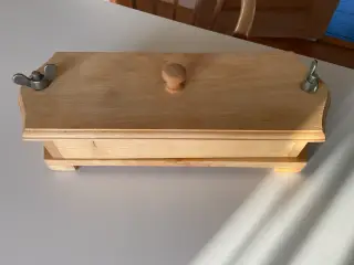 Rullepølsepresser i træ
