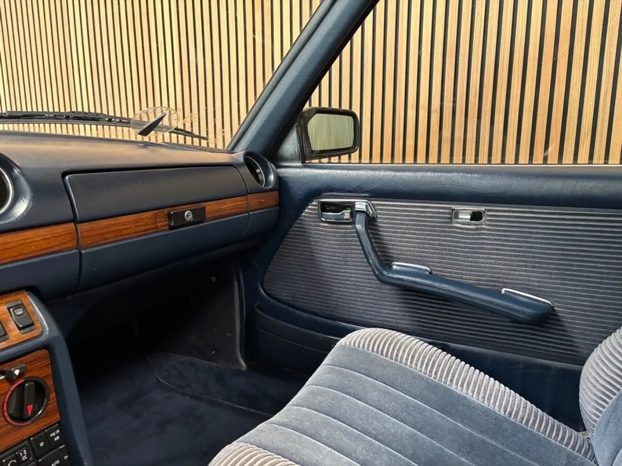 Billede 15 - Mercedes 230 CE 2,3 Coupé aut.