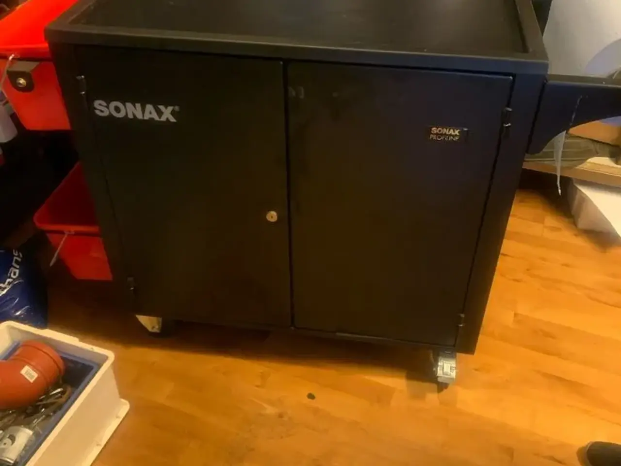 Billede 2 - Bilpleje skab fra sonax