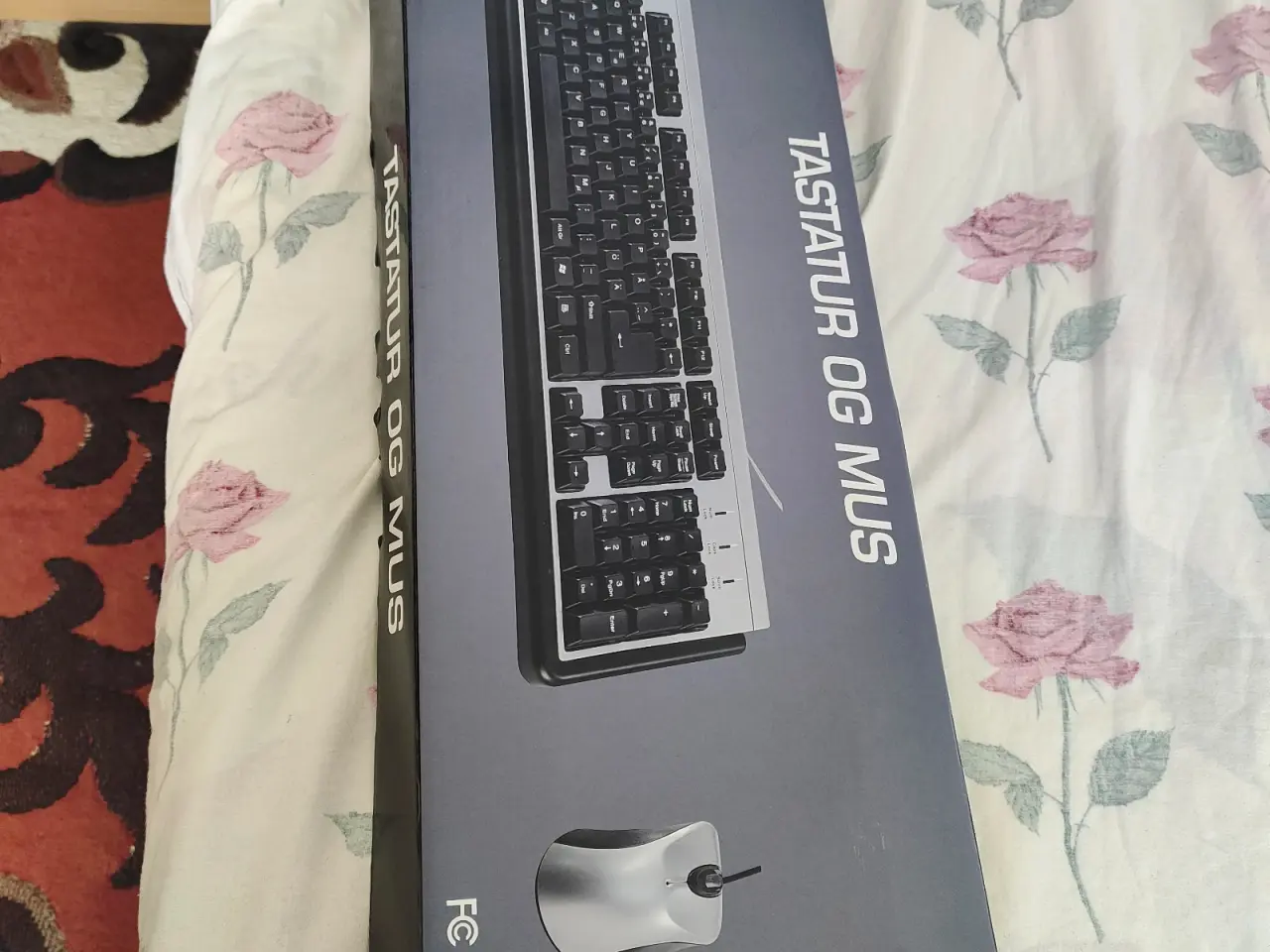 Billede 5 - Tastatur og Mus