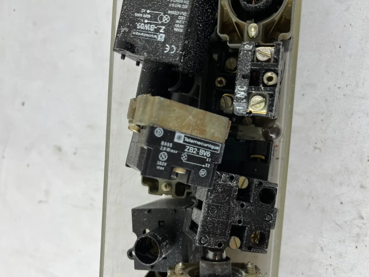 Billede 6 - Telemecanique ZB2 Pilot Light Bodies & Contact 22