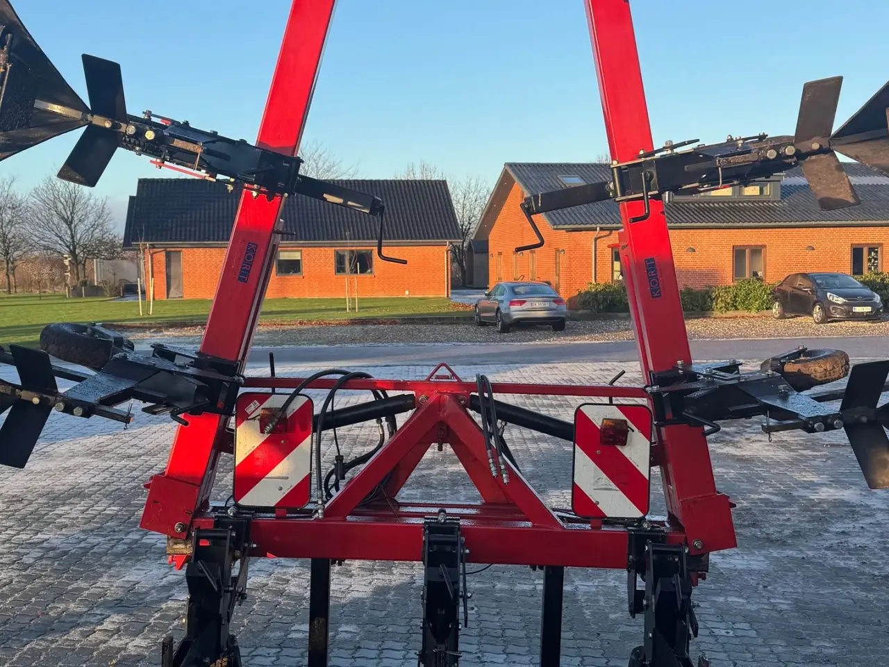 Billede 2 - - - - Kort HYPPER 75-75