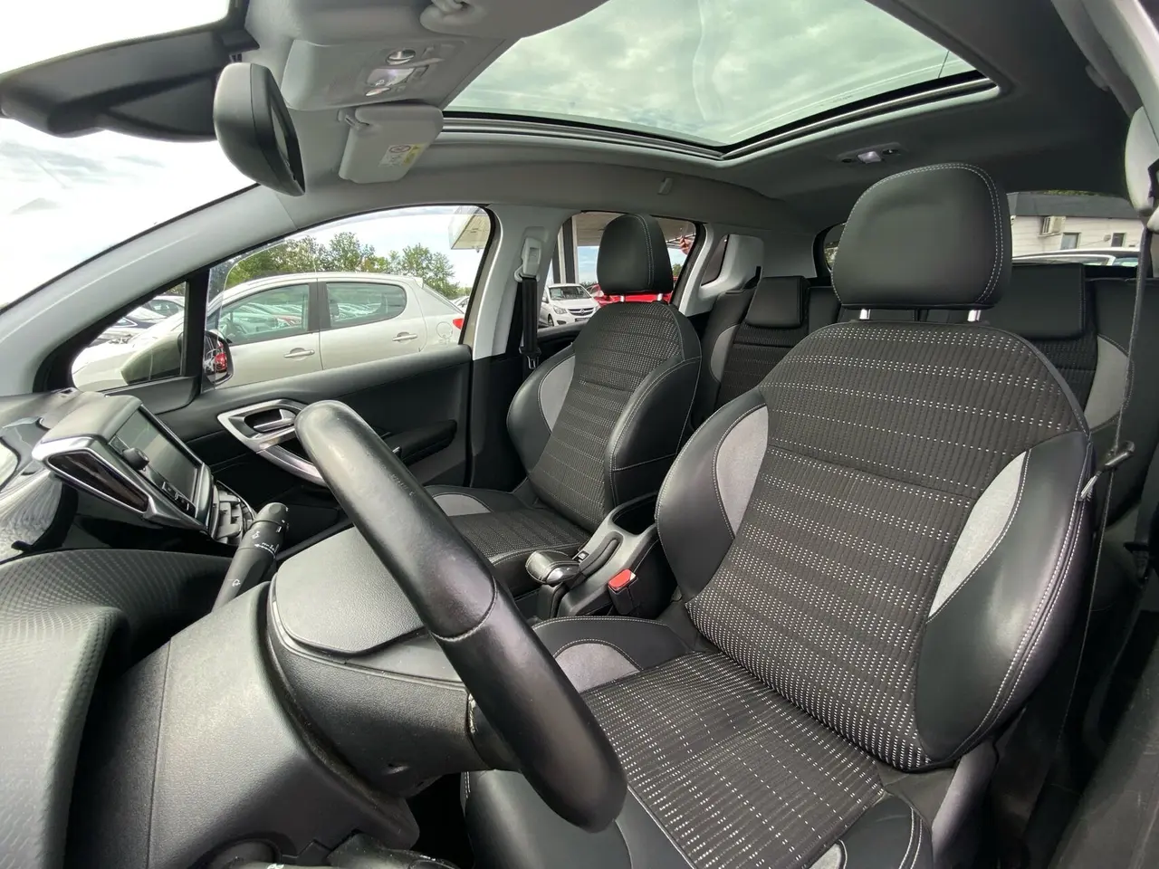 Billede 10 - Peugeot 2008 1,6 BlueHDi Desire Sky 100HK