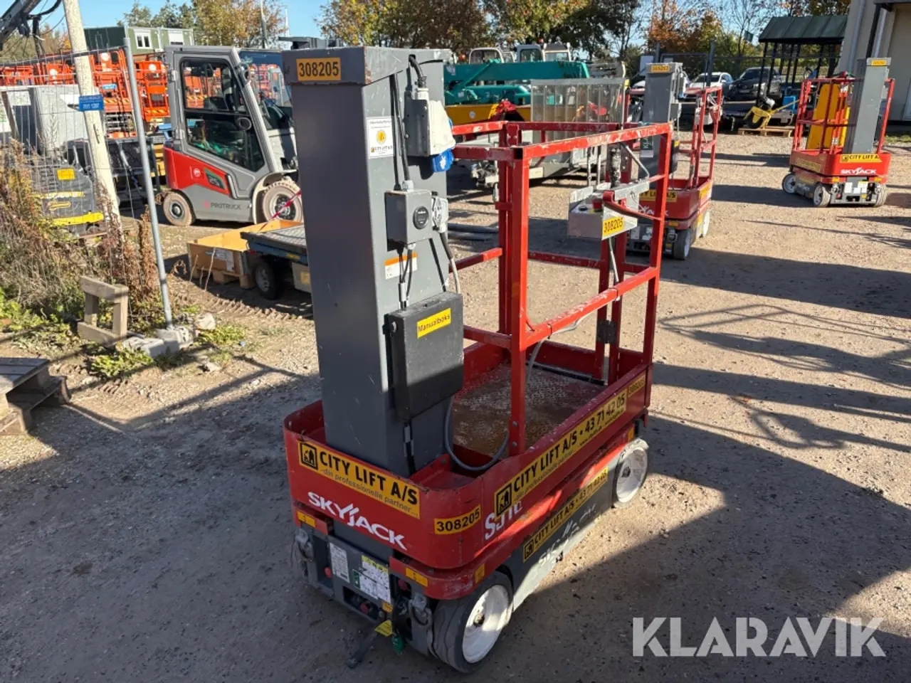 Billede 3 - Søjlelift SkyJack SJ16