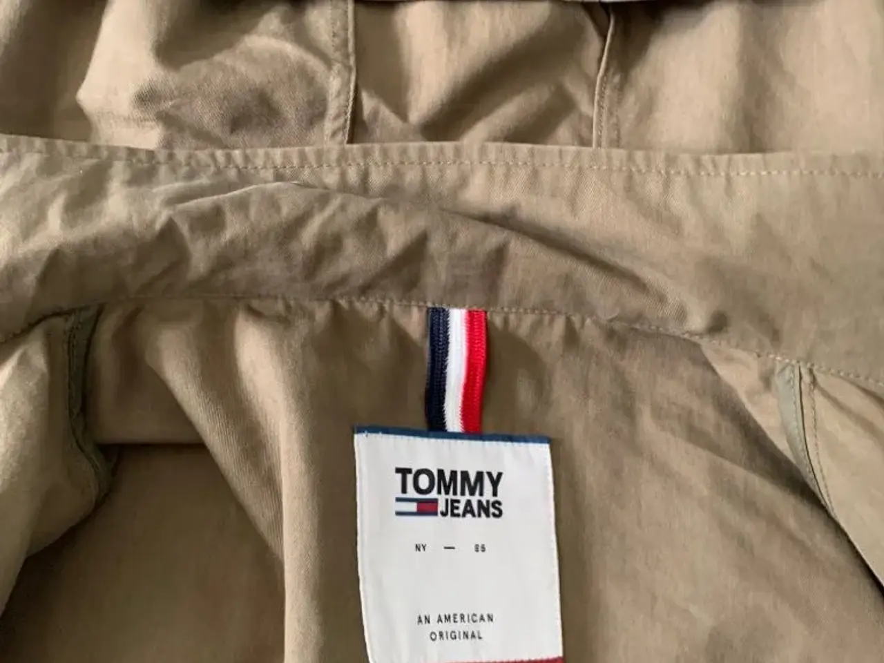 Billede 4 - Tommy Jeans sommer jakke