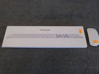 Apple Trådløs Keyboard A1843 & Tådløs mus A1296