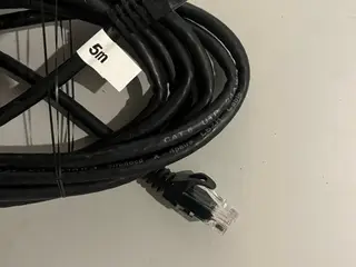 Netværkskabel Cat 6, 5 m (sort eller hvid)
