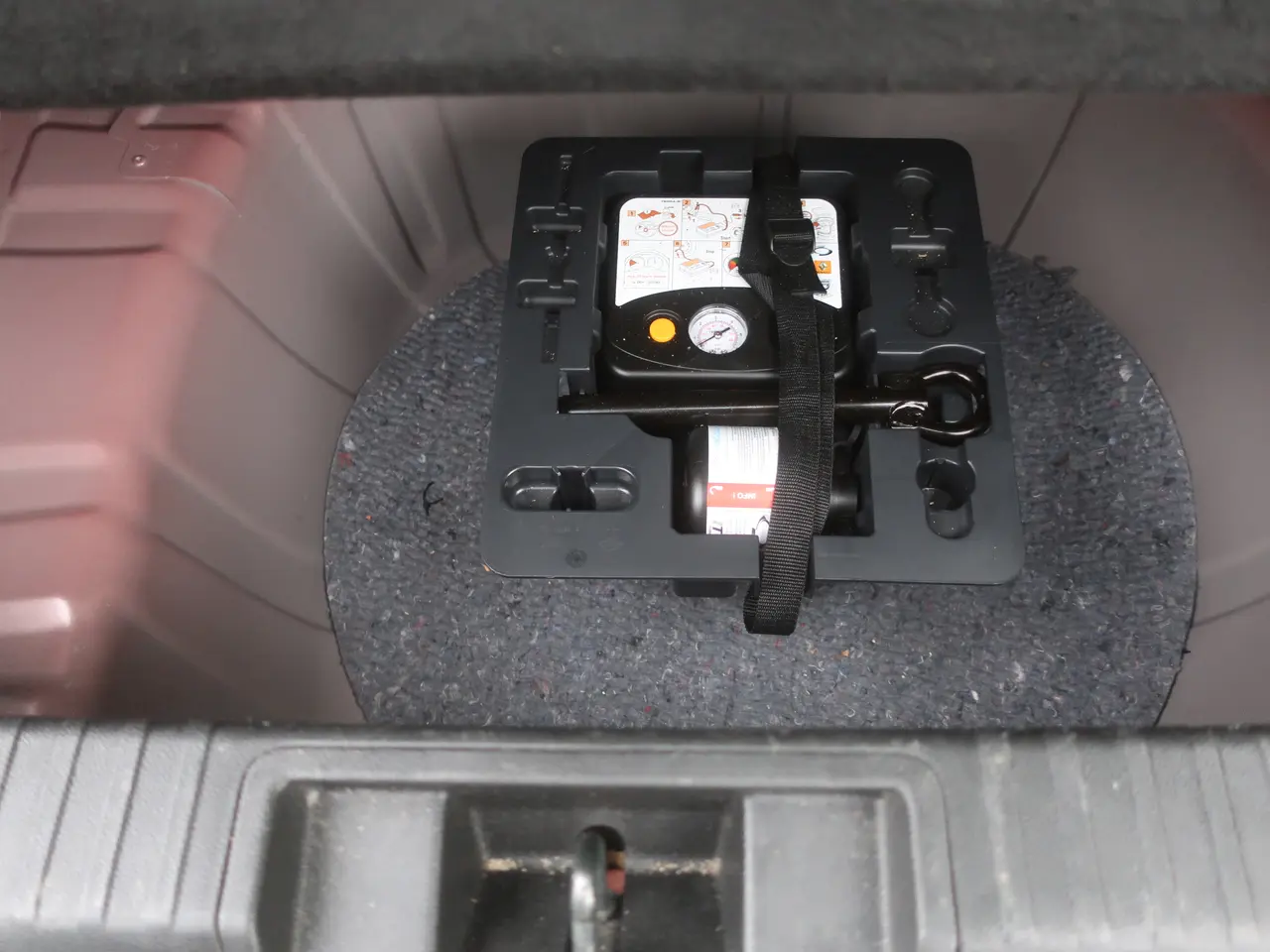 Billede 17 - Personbil RENAULT CAPTUR Tce 155 EDC