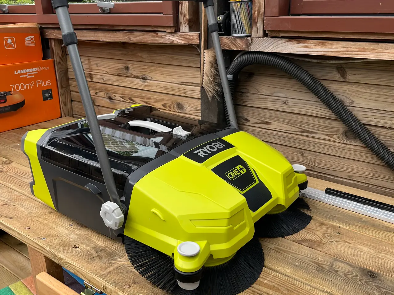 Billede 1 - Ryobi One fejemaskine 