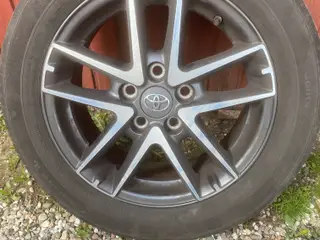 Sommerdæk på alufælge.