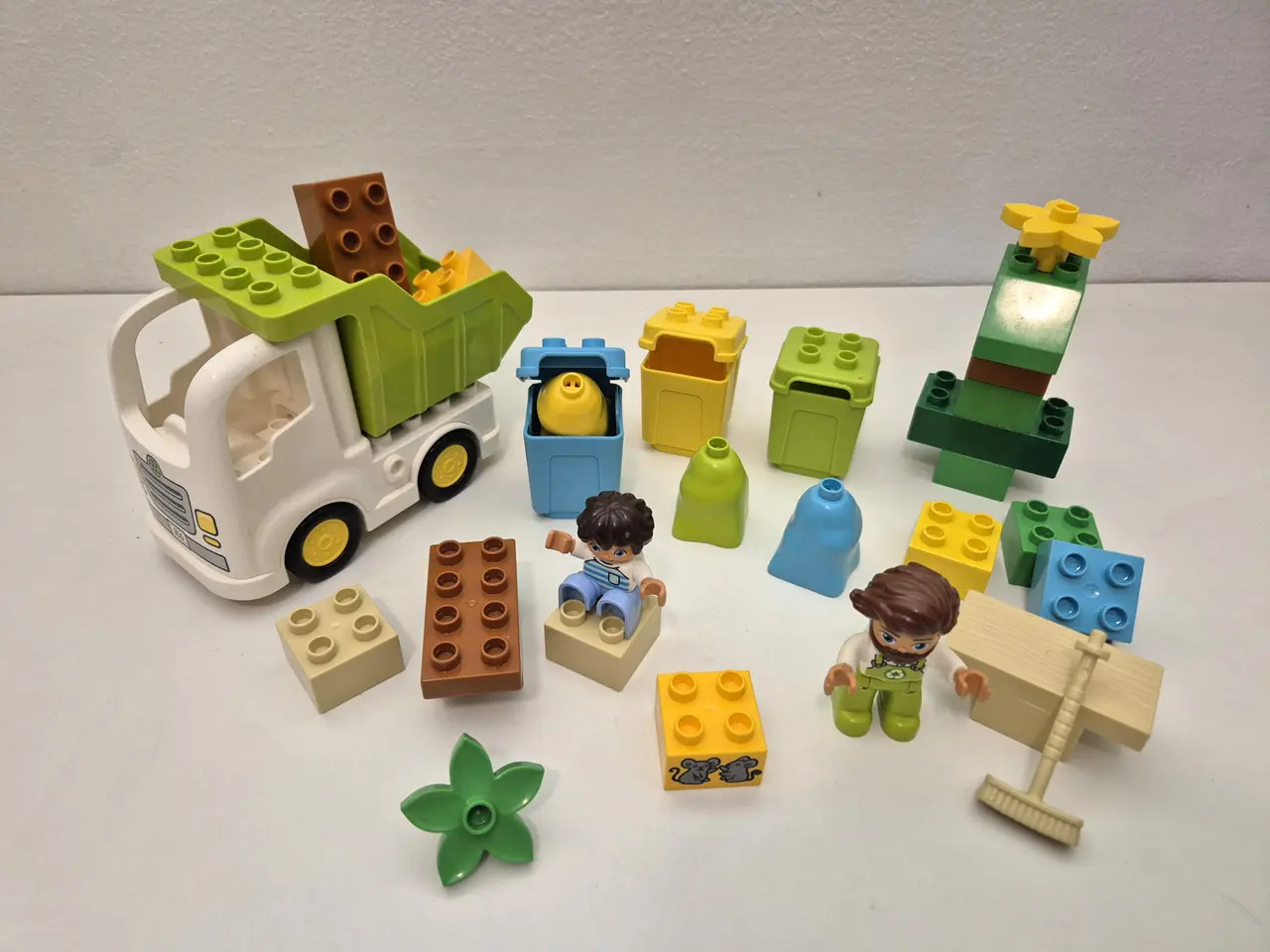 Billede 1 - Duplo Skraldebil og Genbrug NR10945