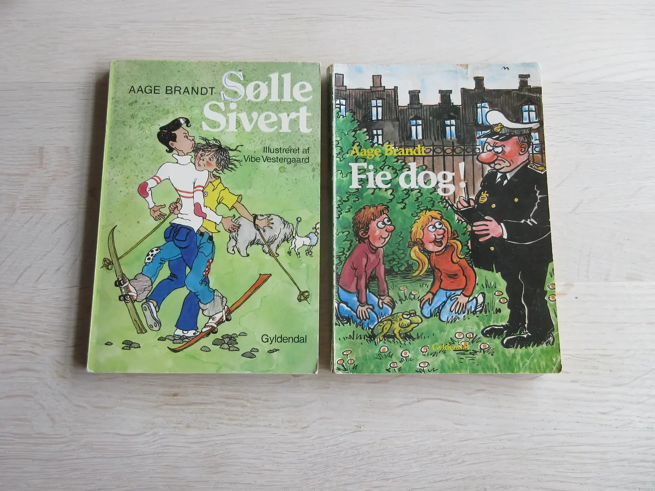 Billede 2 - Aage Brandt bøger ;-)