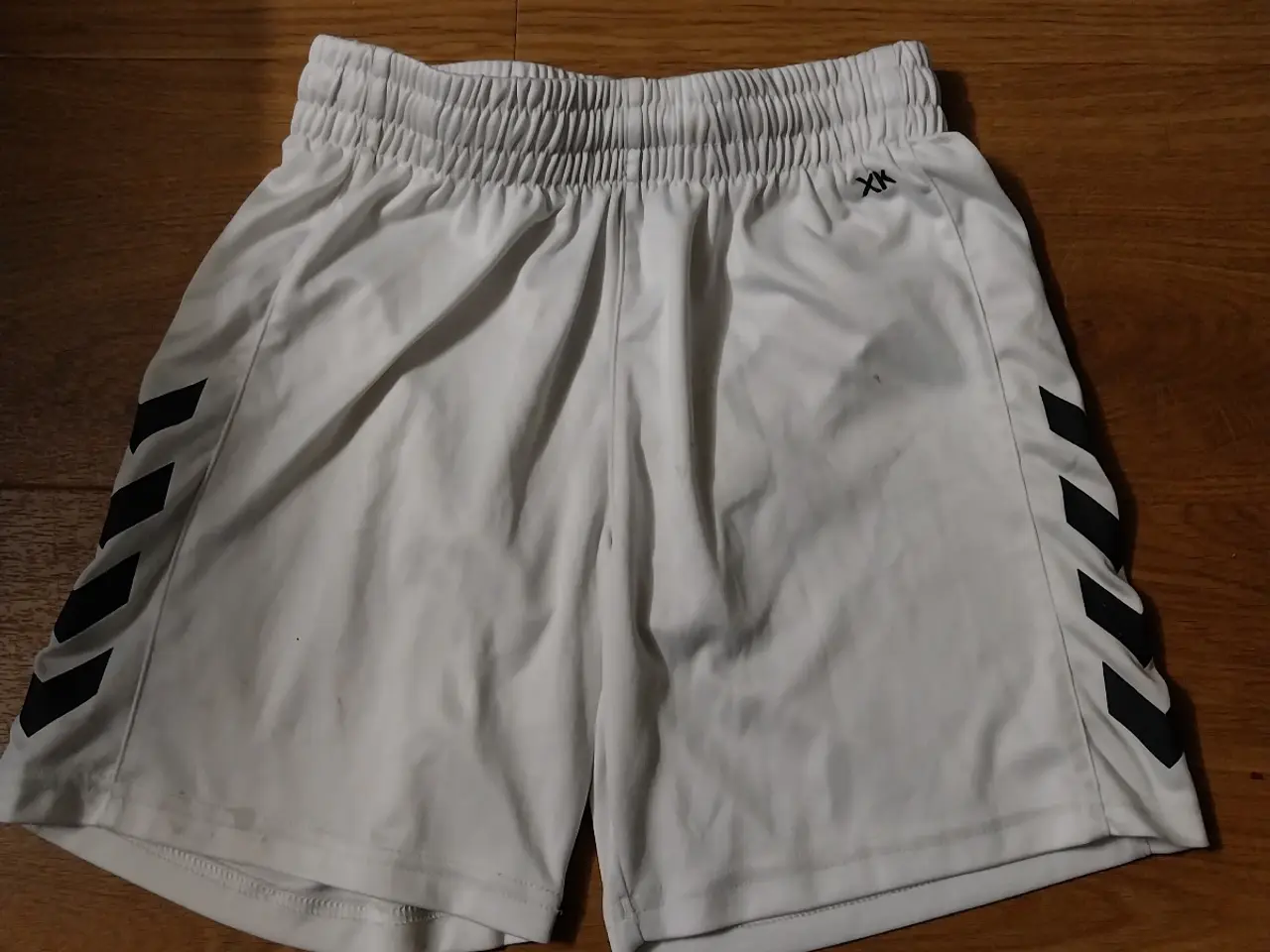 Billede 4 - Hummel shorts str 140
