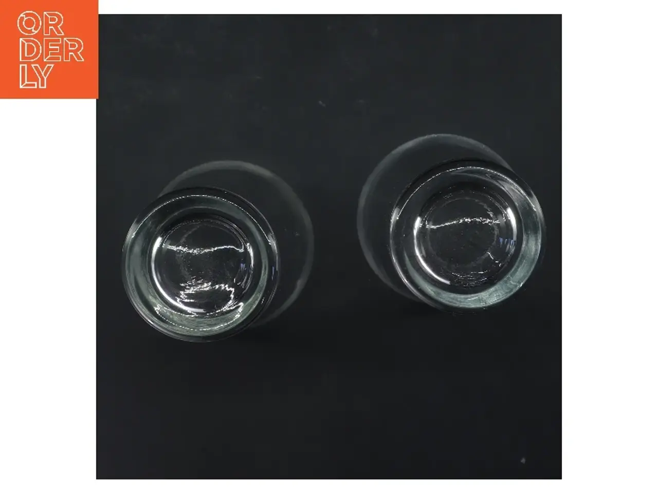 Billede 3 - To smukke høje glas (str. 2 stk Ø 8,5 cm længde 19 cm)