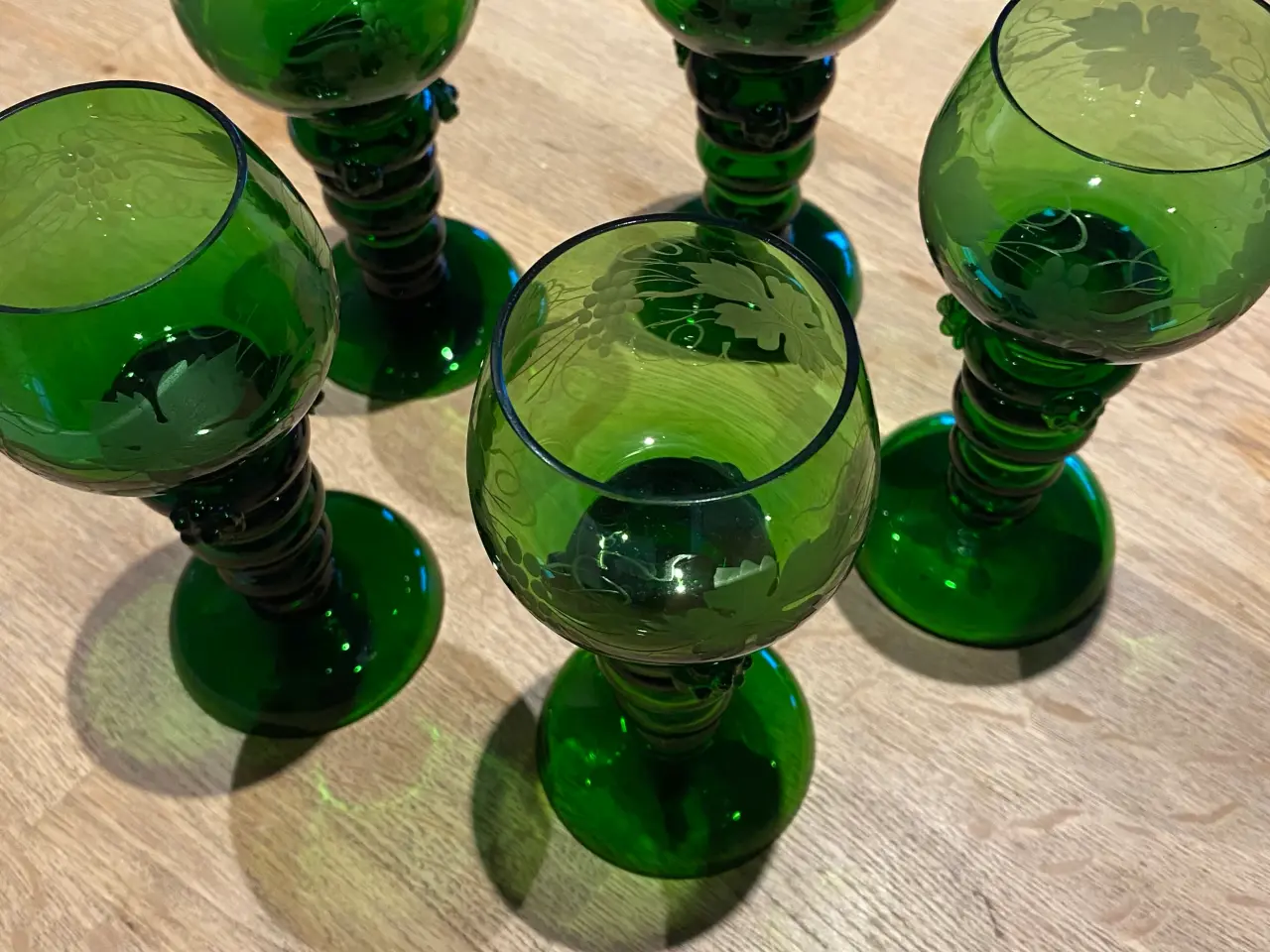 Billede 1 - 5 flotte speciel glas i grøn