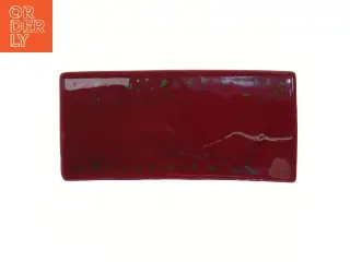 Rødt glasfad (str. 31,5x15 cm)