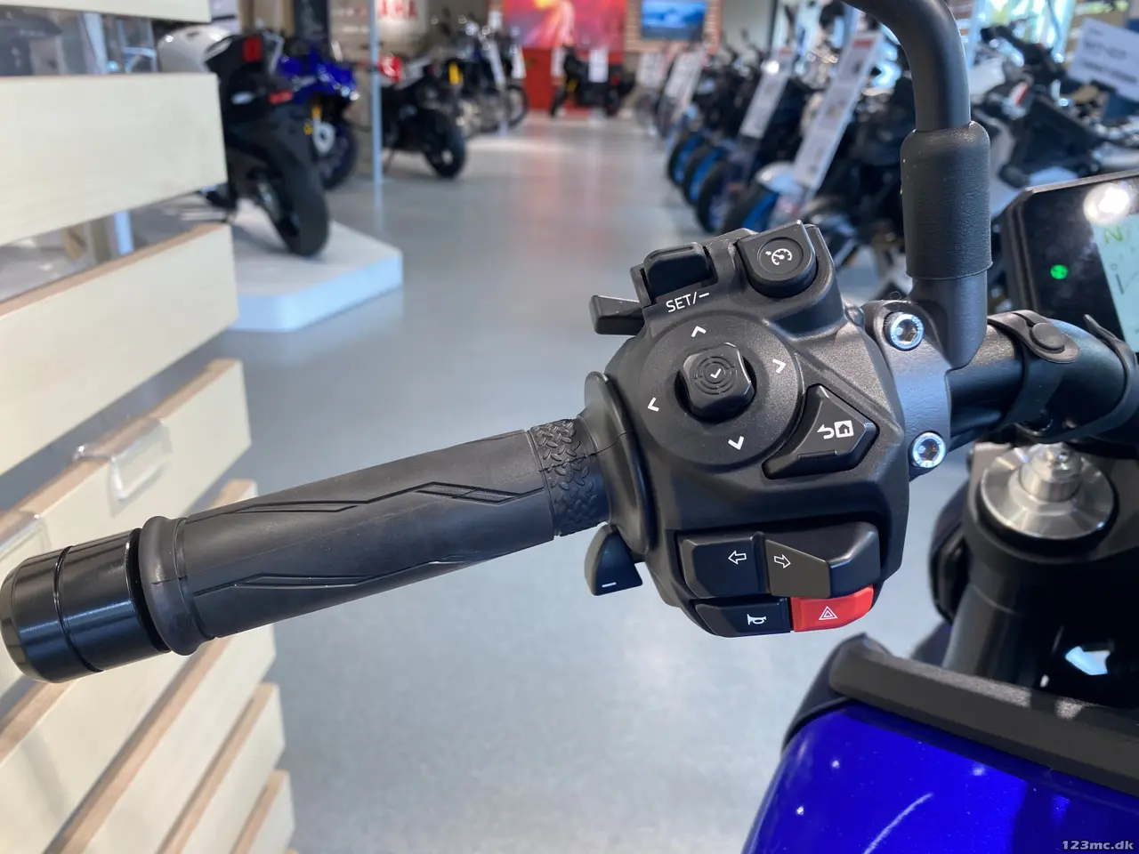 Billede 6 - Yamaha MT-09 Y-AMT