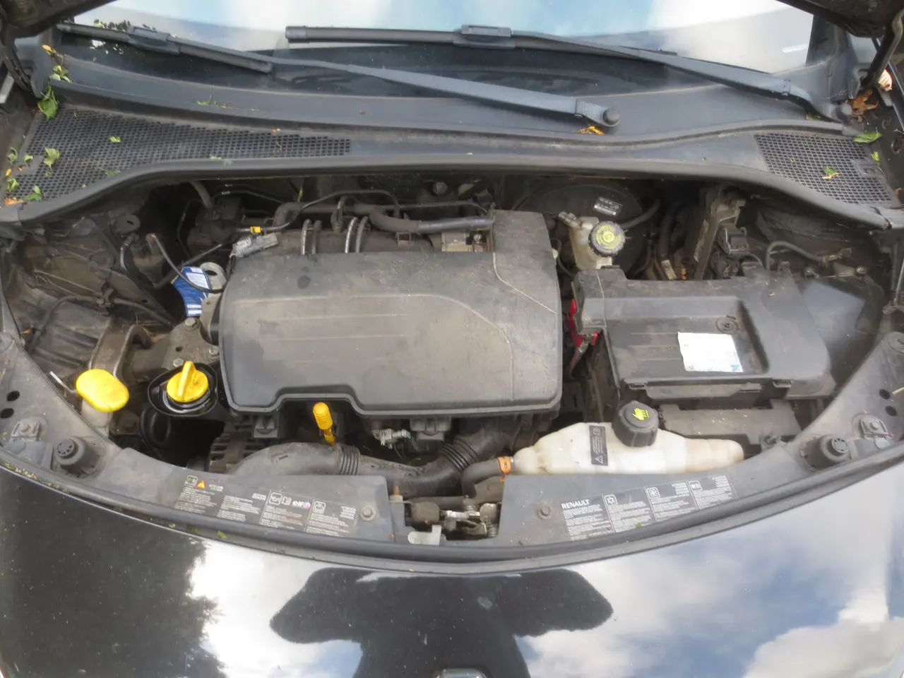 Billede 15 - Renault Clio 1.2 i År 11. Uden syn.