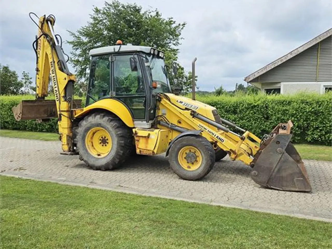 Billede 1 - New Holland LB110 B-4PS - 4WD