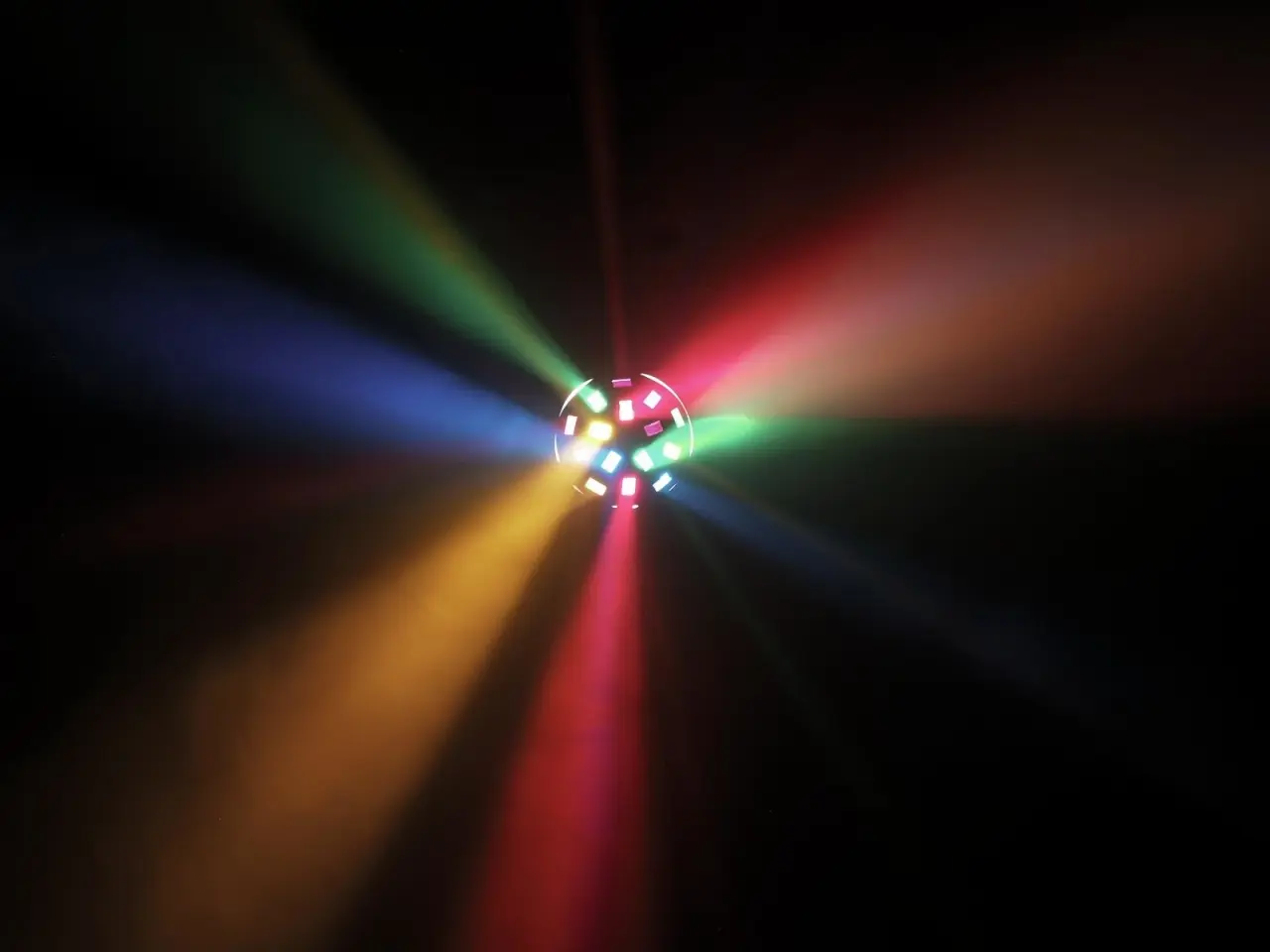 Billede 7 - Udlejes - EUROLIGHT - Z-20 - ZIG ZAG 'C' "LED COB"