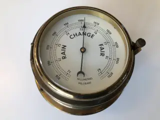 Skibs barometer med flot patina