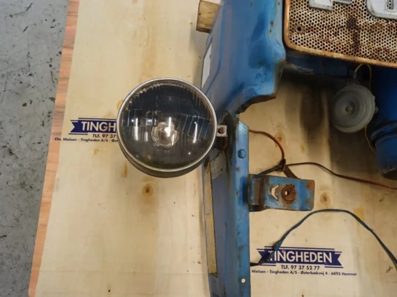 Billede 2 - Ford 4000 Fronthjelm C5NN8N202AH
