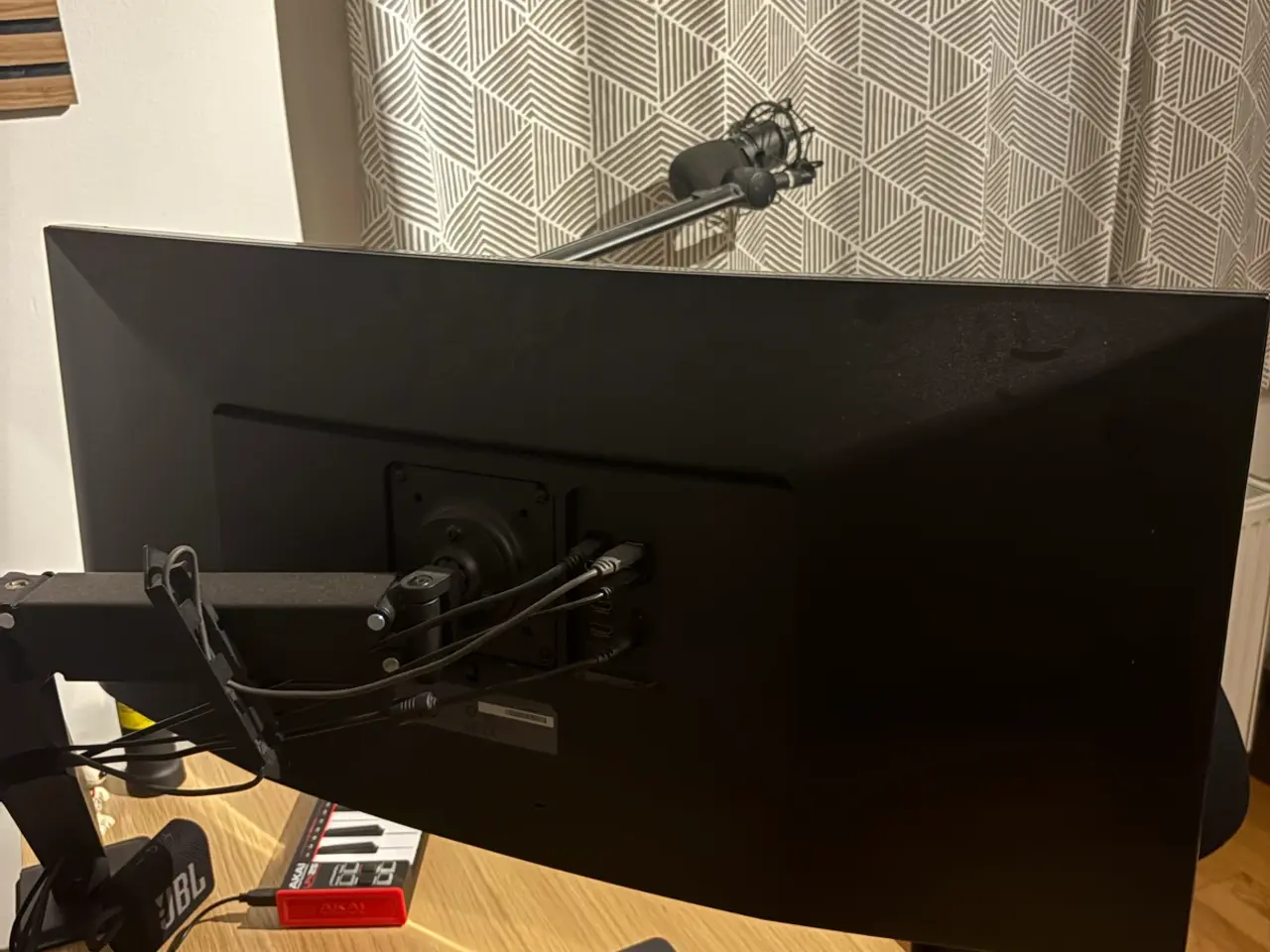 Billede 3 - LG buet ultrawide skærm 35" sort
