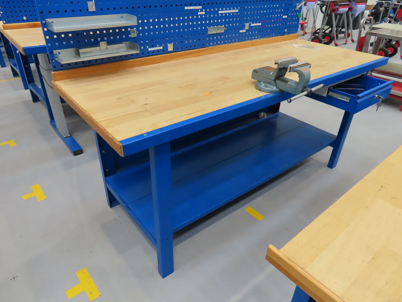 Billede 3 - Arbejdsbord med skruestik RIDGID Junior 140