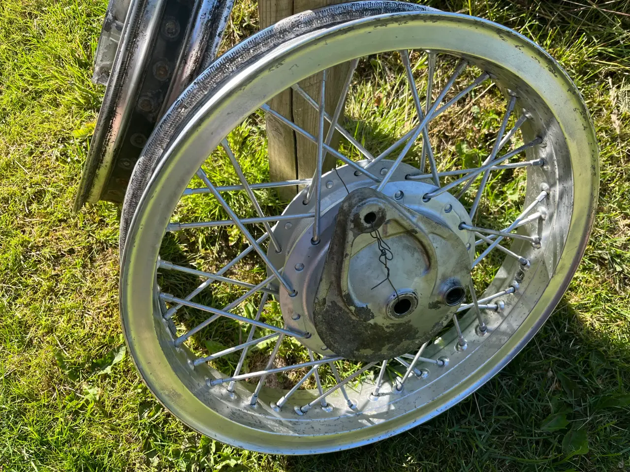 Billede 3 - Honda XBR 500 tråd fælge 