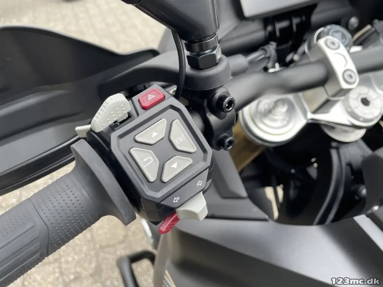 Billede 11 - Voge DS 900 X