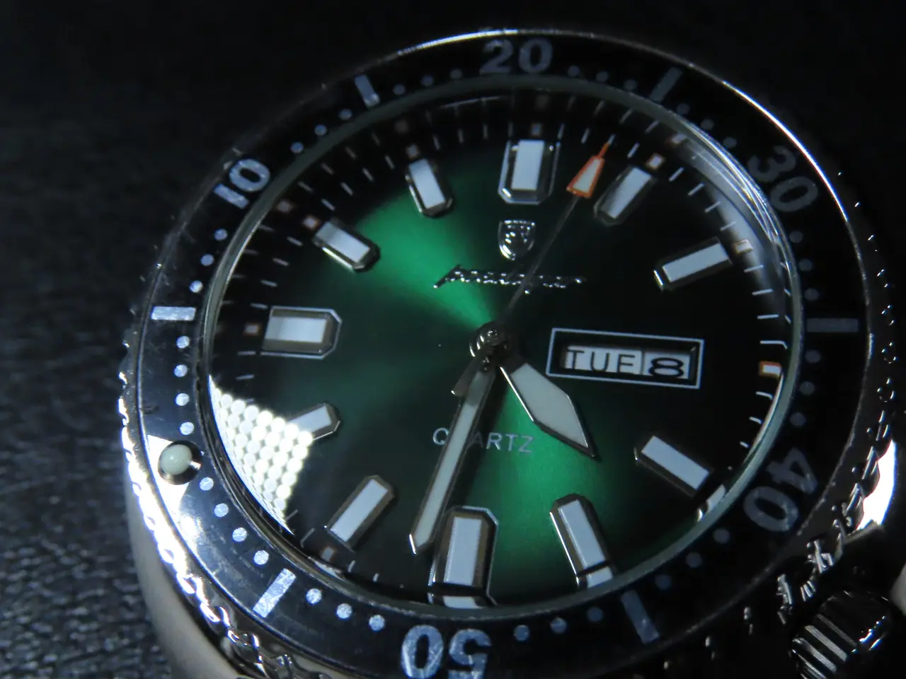 Billede 6 - Grøn Diver Quartz Ur