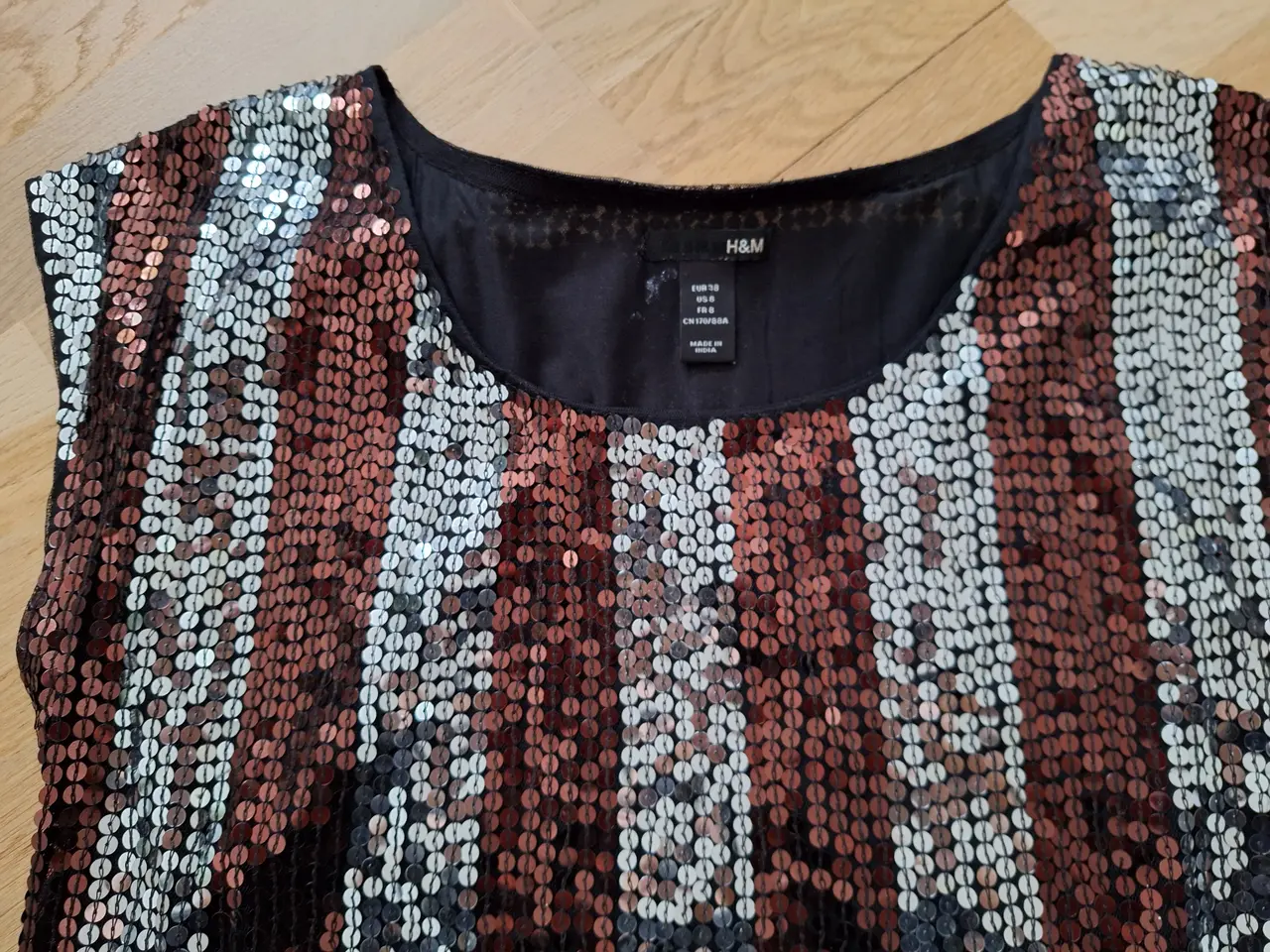 Billede 4 - Top/Minikjole