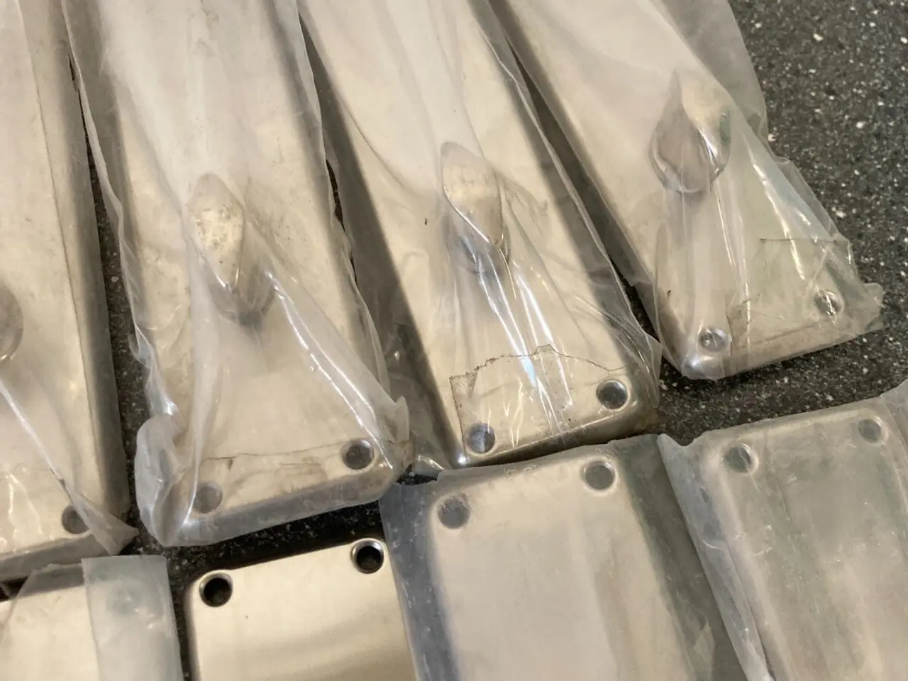 Billede 8 - parti of 15x Assa Abloy Spacer Long Plates w.