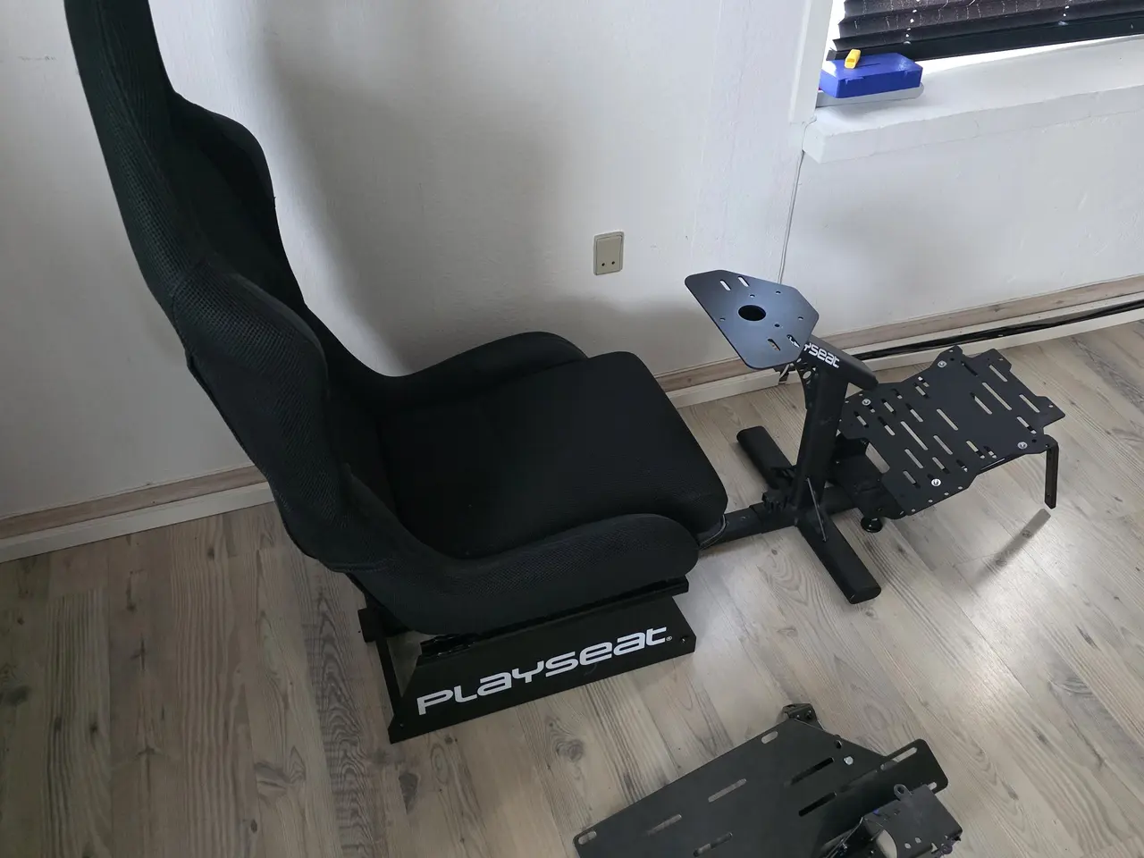Billede 2 - PlaySeat Evolution racersæde med ekstra dele