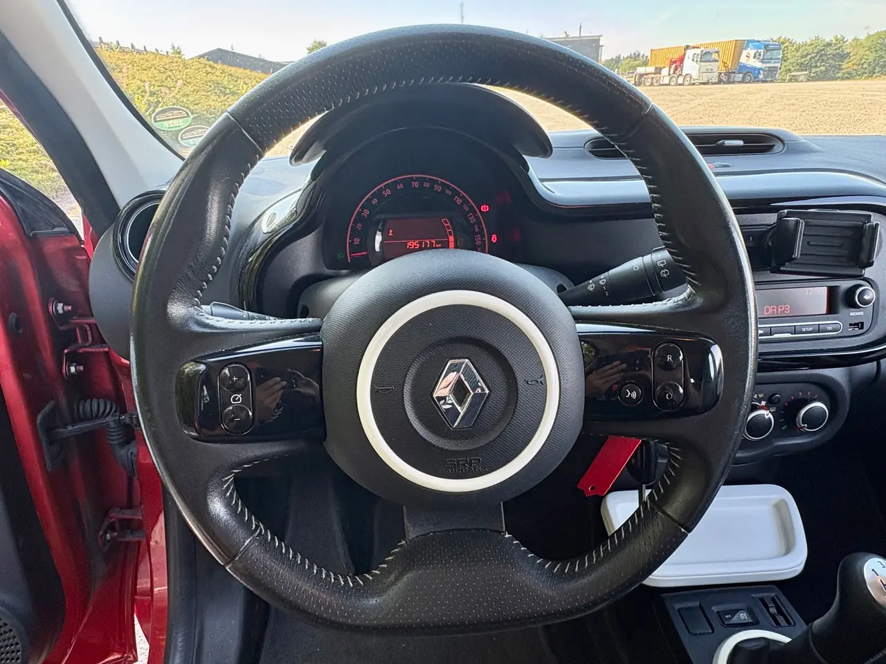 Billede 10 - Flot og velkørende "cabriolet" i flot farve